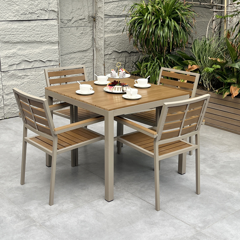 Život venku na vzestupu — Lenatees uvádí na trh novou kolekci lanových pohovek pro rafinovaný venkovní zážitek Život venku na vzestupu — Lenatees uvádí na trh novou kolekci lanových pohovek pro rafinovaný venkovní zážitek