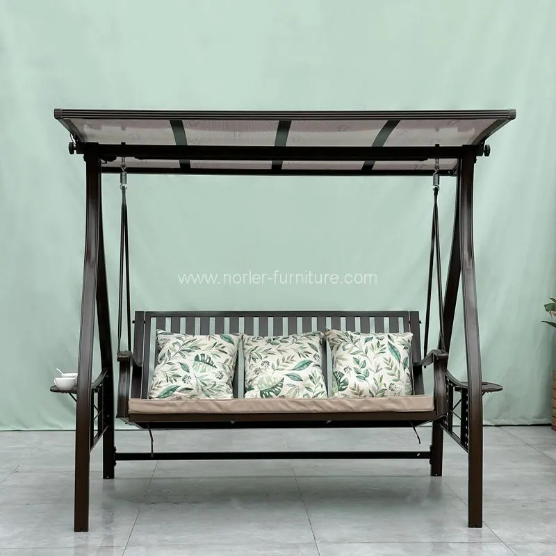 Proč je venkovní závěsné křeslo nejchytřejší způsob, jak vylepšit venkovní pohodlí?